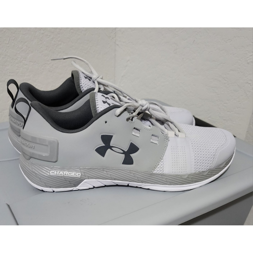 Mens gray Under Armour shoes sneakers size 13 charged NEW